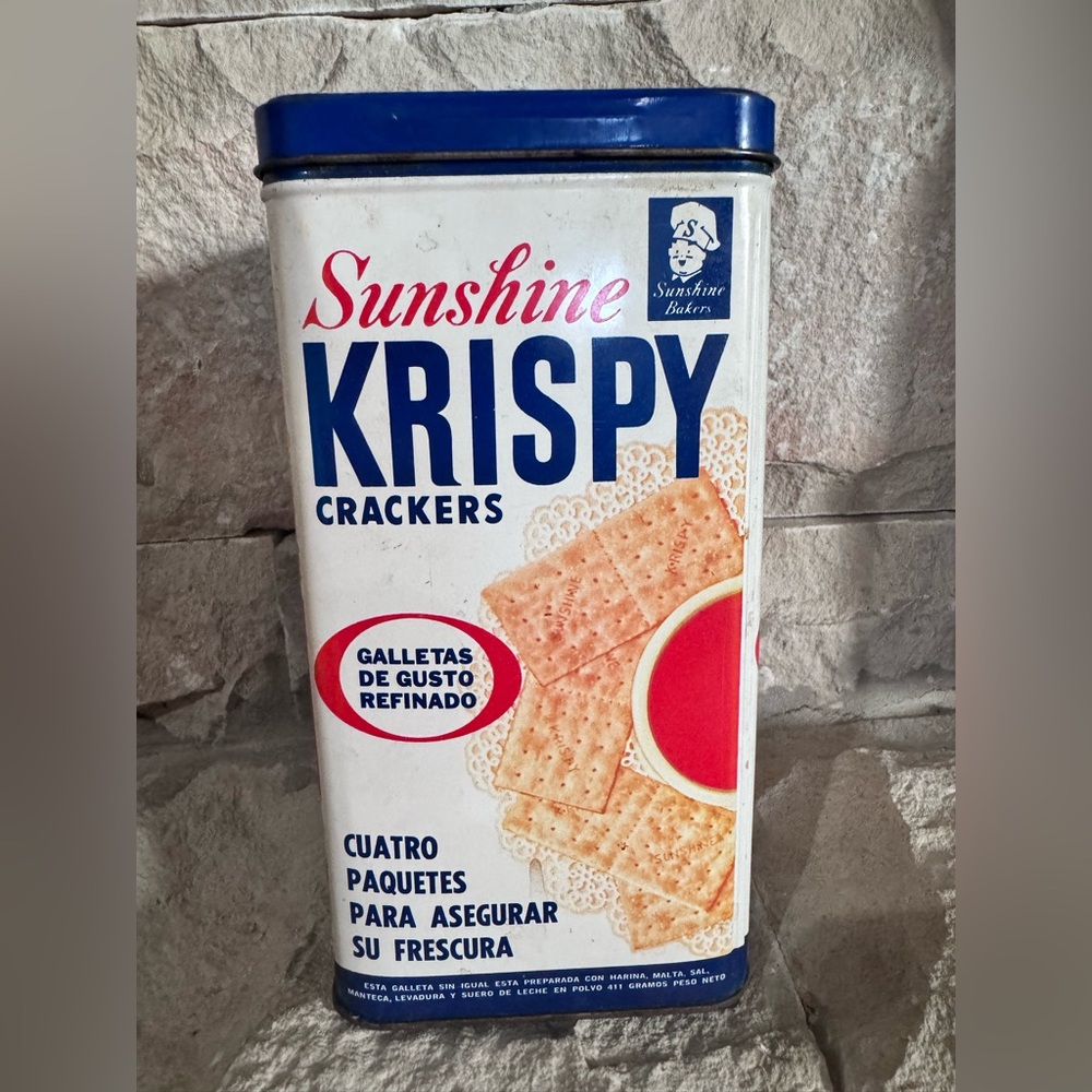 Vintage Sunshine Krispy Saltine Cracker tin - English/Spanish sides!